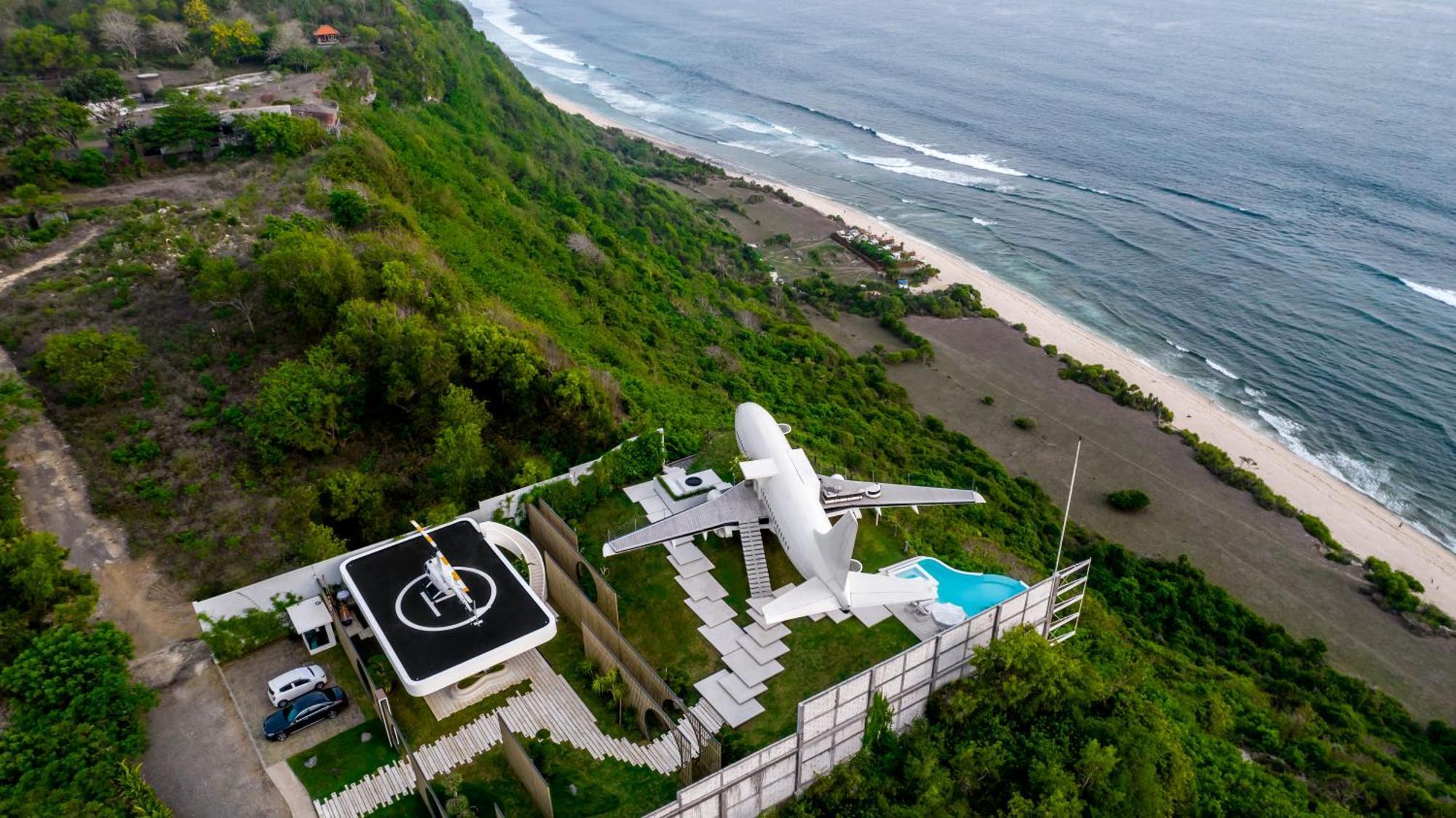 Private Jet Villa by Hanging Gardens Air Uluwatu Exteriör bild