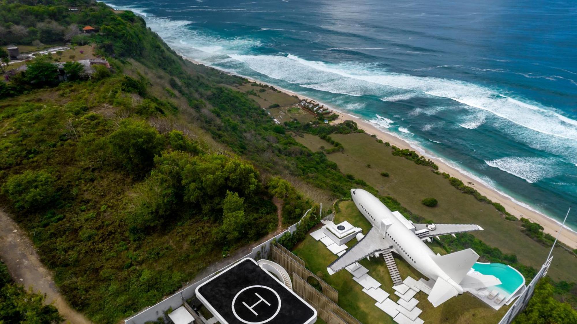 Private Jet Villa by Hanging Gardens Air Uluwatu Exteriör bild