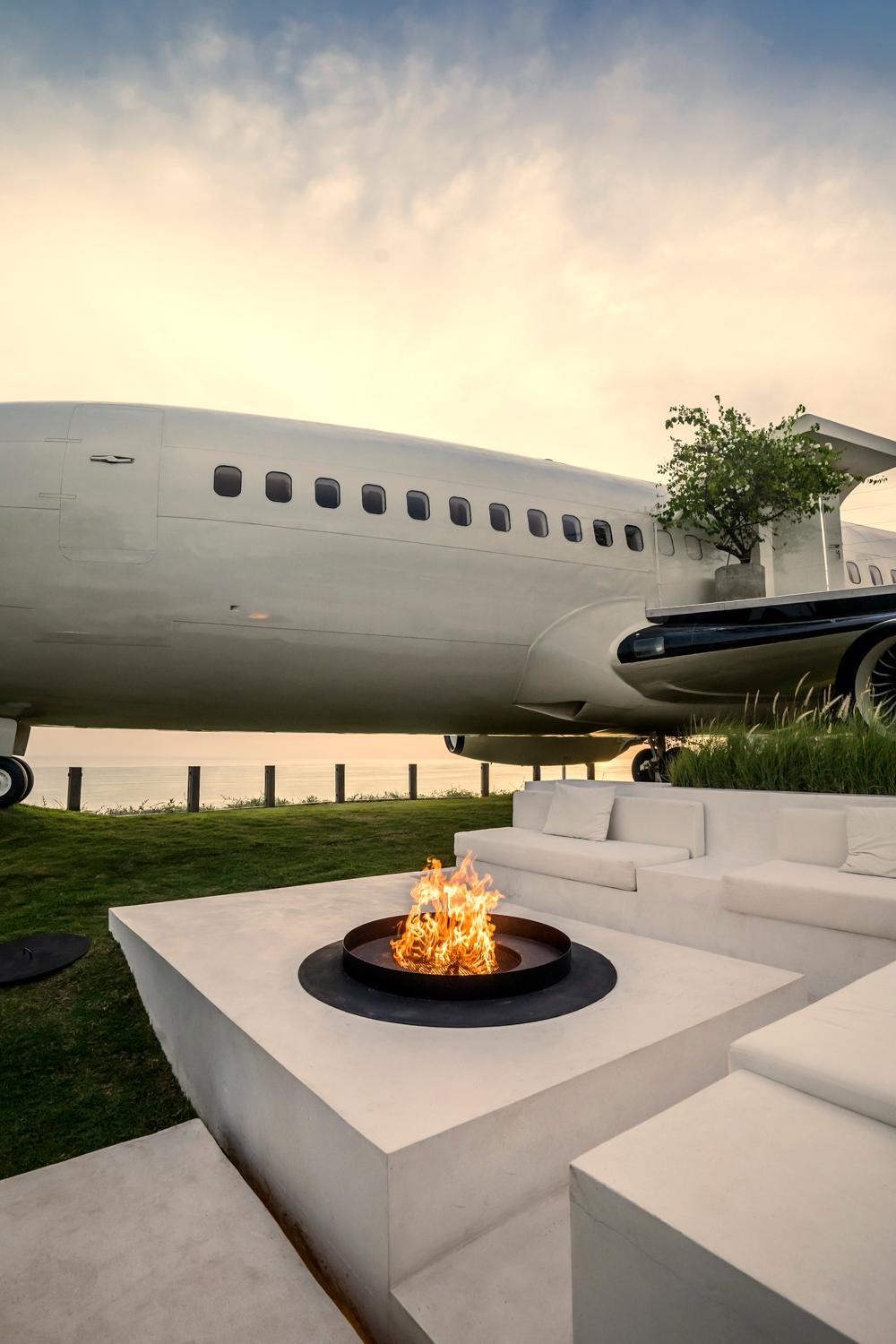 Private Jet Villa by Hanging Gardens Air Uluwatu Exteriör bild