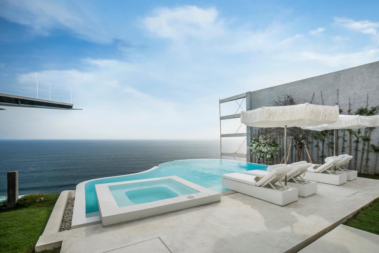 Private Jet Villa by Hanging Gardens Air Uluwatu Exteriör bild