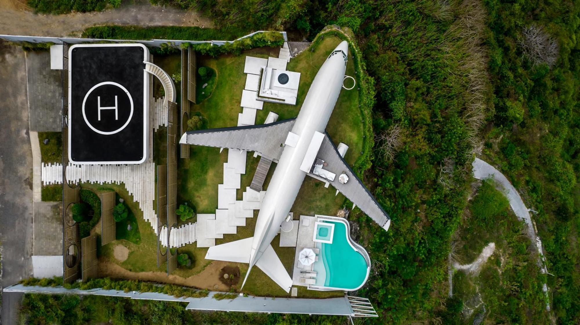 Private Jet Villa by Hanging Gardens Air Uluwatu Exteriör bild